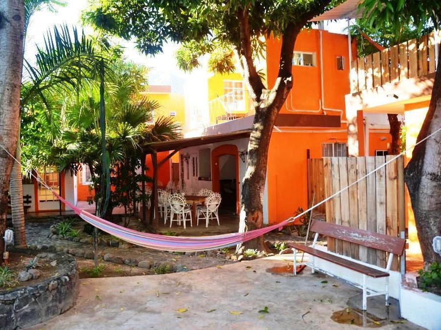 Guest House Chez Jacques Tamarin ภายนอก รูปภาพ