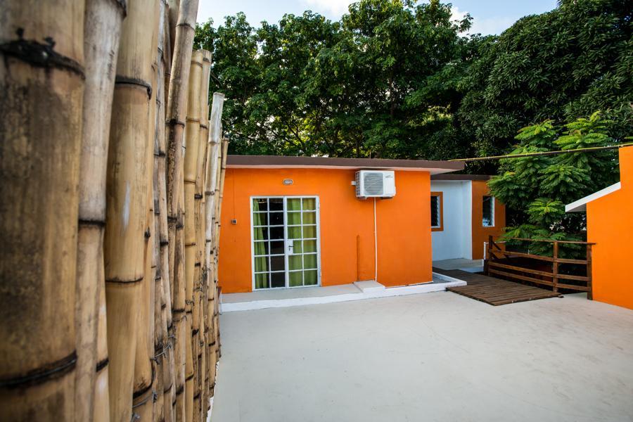 Guest House Chez Jacques Tamarin ภายนอก รูปภาพ