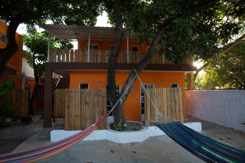 Guest House Chez Jacques Tamarin ภายนอก รูปภาพ